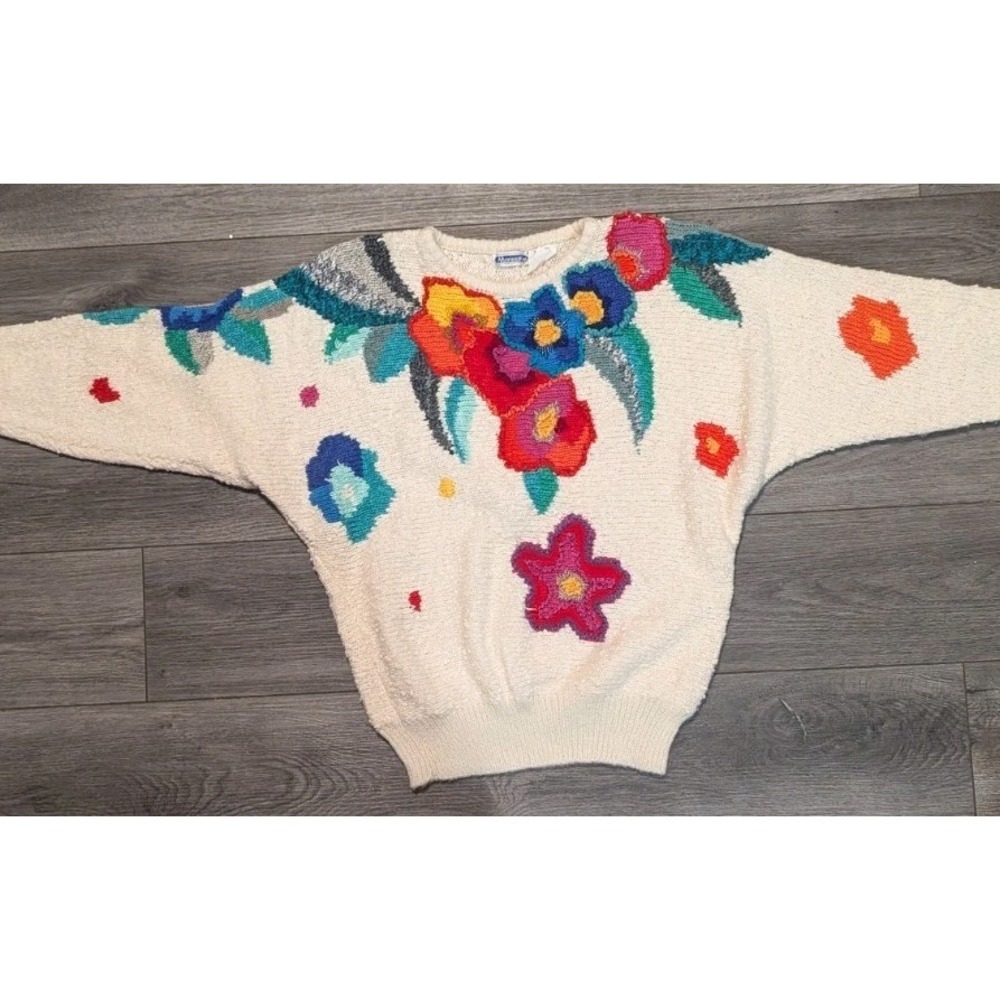 Mariea Kim sweater M Floral Embellished Sparkly 90s‎ Dolman Sleeve Colorful Cozy